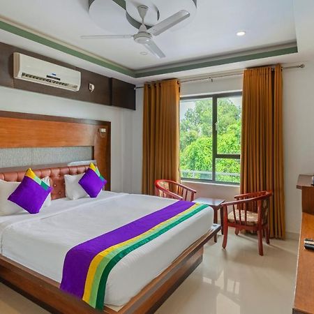 Treebo Premium Palmyra Milford, 2 Km From Alleppey Beach Alappuzha Екстер'єр фото